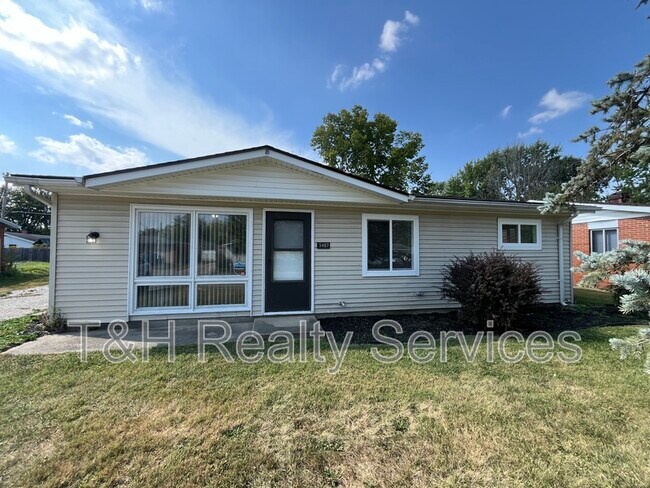 Foto del edificio - 5407 Long Bow Dr