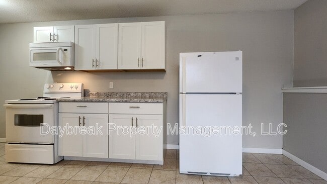 Foto del edificio - 717 30th St N