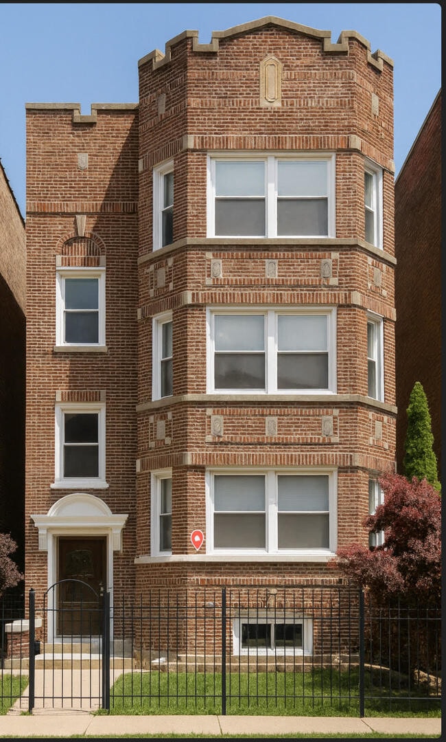 Building Photo - 7821 S Winchester Ave Building Photo - 7821 S Winchester Ave