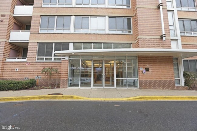 Building Photo - 350 G St SW