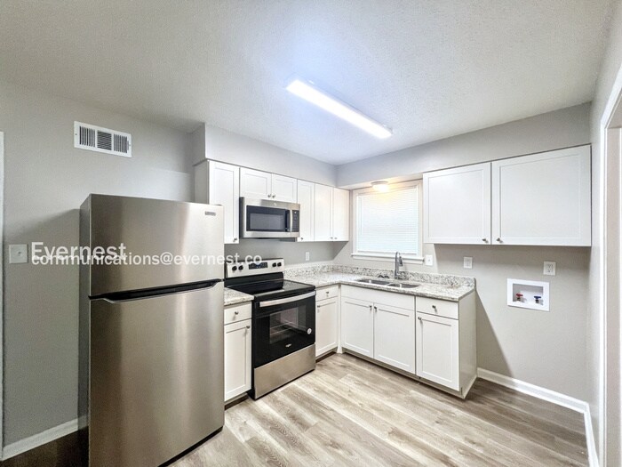 Foto principal - 1743 Mississippi Valley Blvd