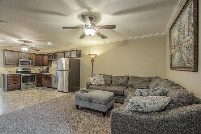 Foto del edificio - 5421 N Hickory St