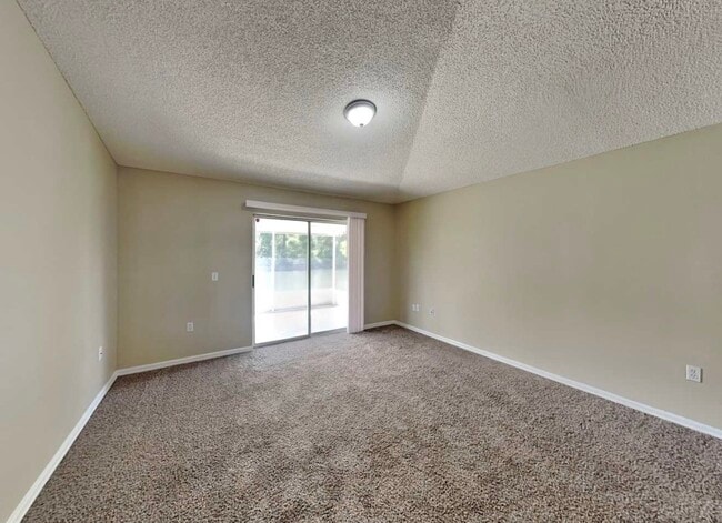 Building Photo - 7415 Overland Park Blvd W