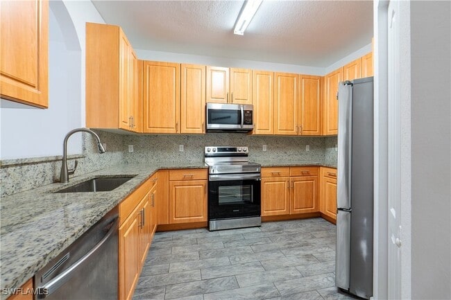 Building Photo - 7005 Romana Way