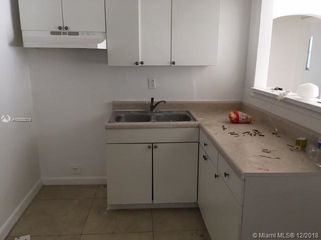 Foto del edificio - 1081 NW 61st St