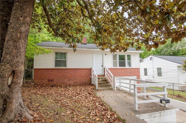 Building Photo - 311 Stuart Ave