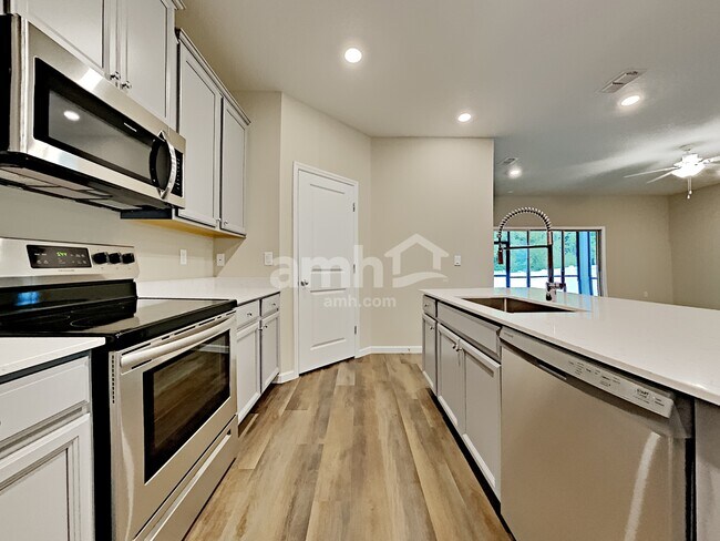Building Photo - 285 Stone Arbor Ln