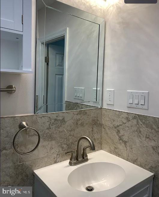 Building Photo - 15108 Kallaste Dr