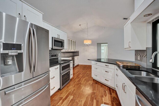 Foto del edificio - 1283 Barnstaple Cir