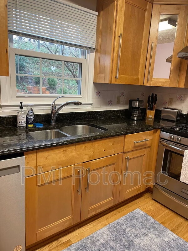 Foto del edificio - 1917 Agate Dr