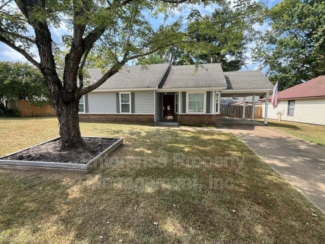 Photo - 7053 Daneman Dr House