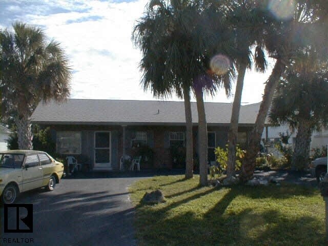 Foto principal - 10629 101st St N