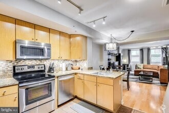 Building Photo - 616 E Street NW Unit 446