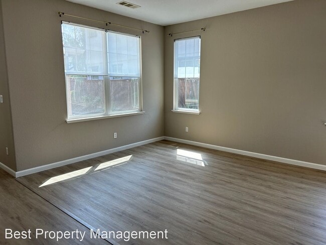 Building Photo - 5 br, 3 bath House - 2352 St Augustine Dr