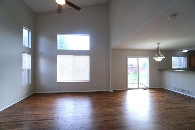 Foto del edificio - 6613 Payette Dr