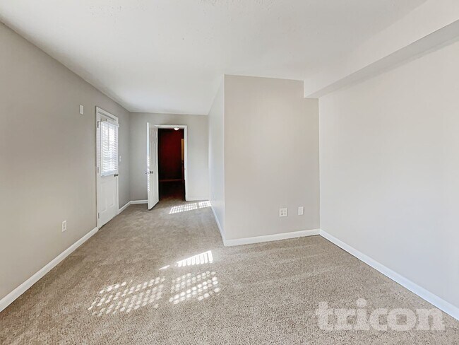 Foto del edificio - 7029 New Dale Rd