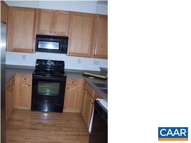 Foto del edificio - 544 Summerford Ln