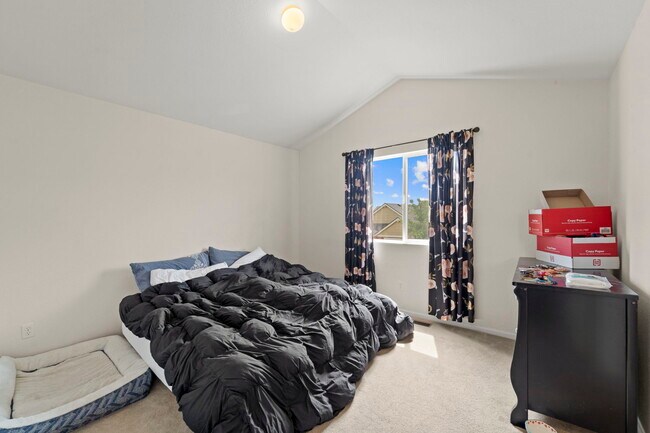 Foto del edificio - 5521 Cross Creek Dr