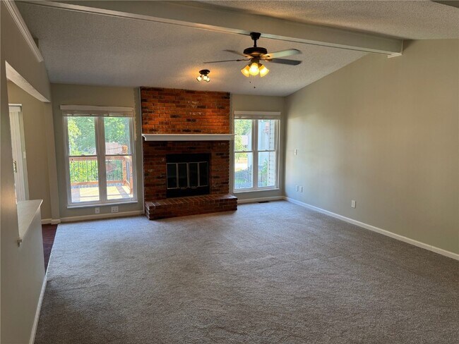Building Photo - 1108 Amberglen Dr