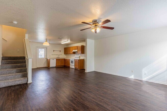 Building Photo - 9943 Amber Breeze