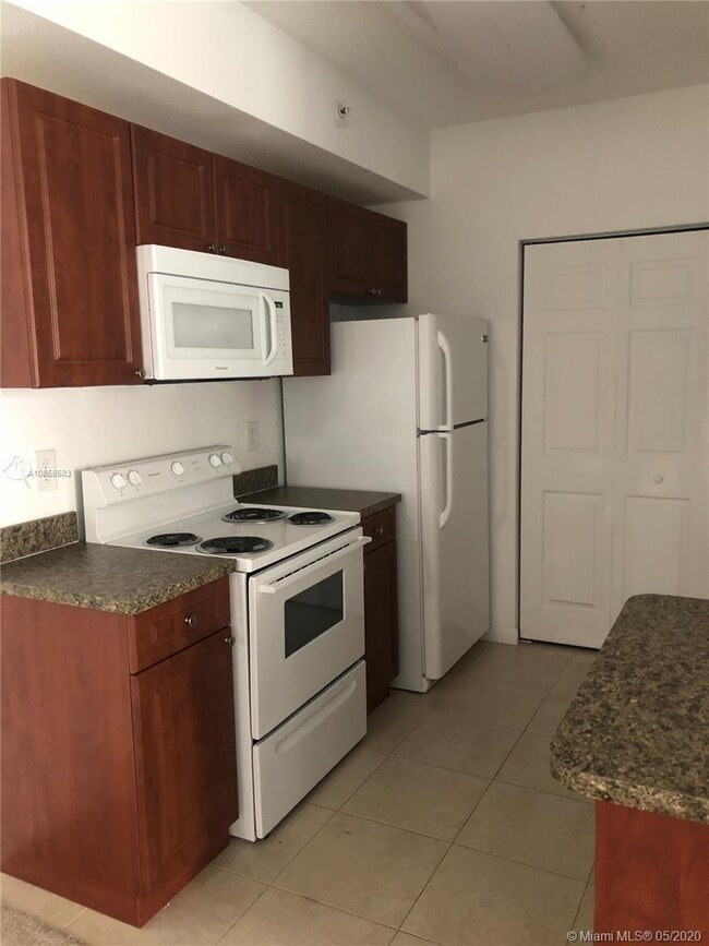 Foto del edificio - 4150 Davie Road Extension