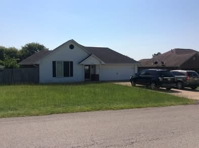 Foto del edificio - 1528 Wood Springs Rd