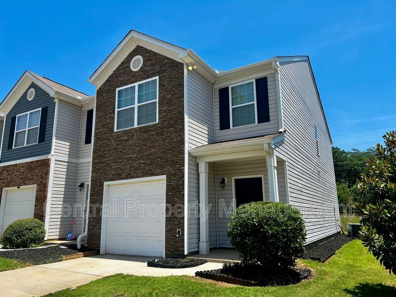 Foto del edificio - 43 Moorlyn Ln