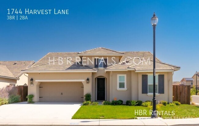 Building Photo - Beautiful 3 Bedroom Single Story Manteca R...