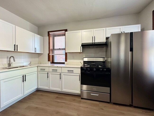 Foto del edificio - 4267 Ellenwood Ave