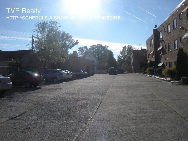 Foto del edificio - 1120 E Erie Ave