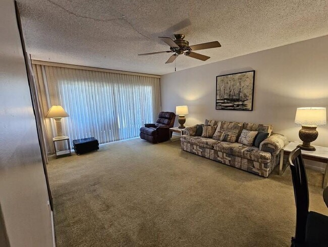 Foto del edificio - 2211 Belleair Rd