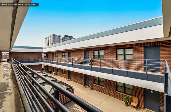 Foto del edificio - 1600 N Halsted St