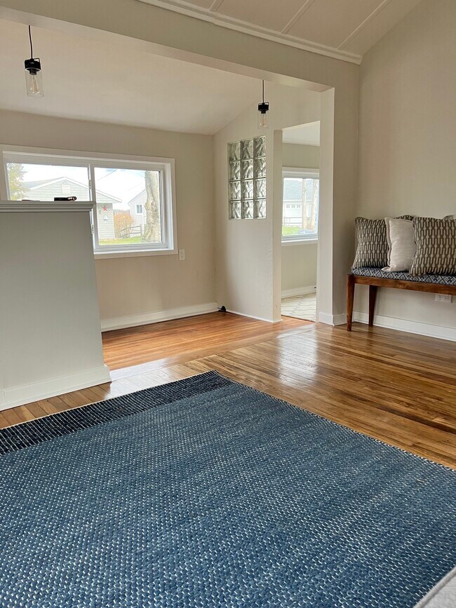 75 Sherman Ave, Bristol, RI 02809 House Rental in Bristol, RI