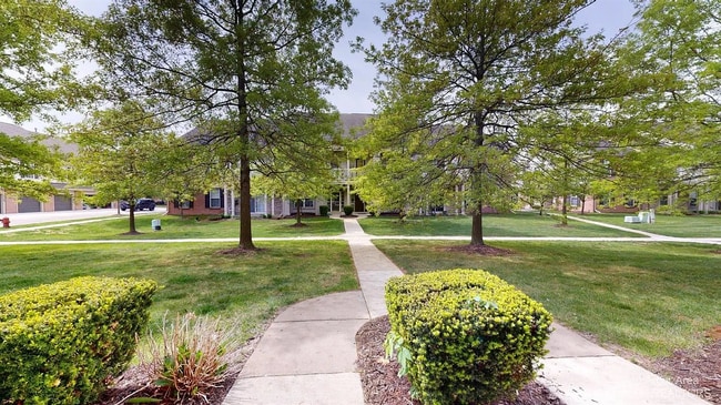 Front Yar - 40433 Glen Eagle Ln