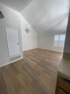 Building Photo - 10540 Lakeside Dr N