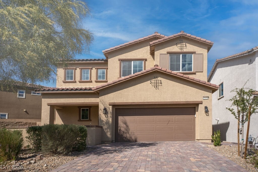 Foto principal - 10456 Bagg Ave