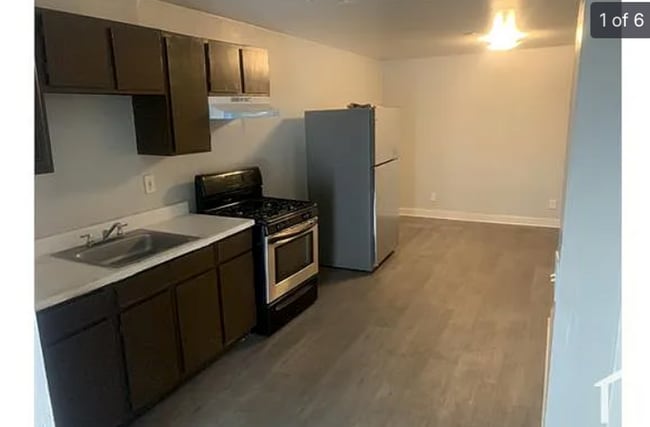 Photo - 1016-1018 S 52nd St. Apartment