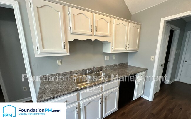 Building Photo - 6397 Hayfield Cove
