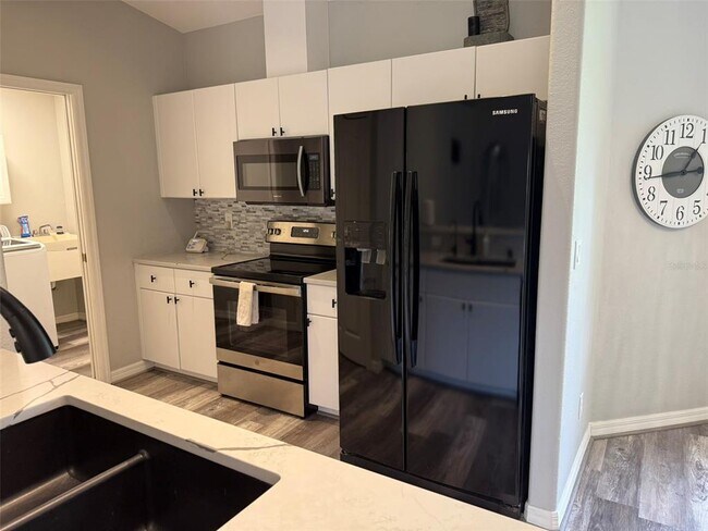 Foto del edificio - 1389 Oregon Ln