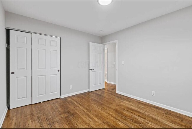 Foto del edificio - 4403 E Mound St