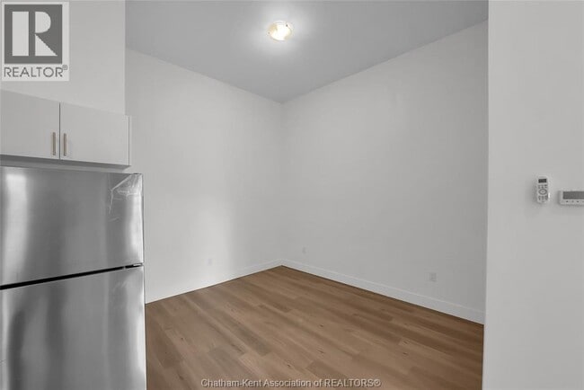 Building Photo - 131 Main St