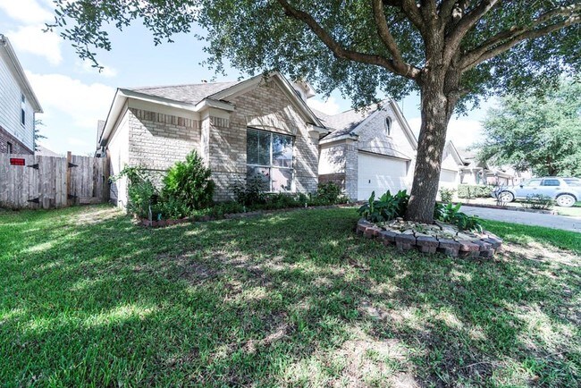 Foto del edificio - 3735 Garden Green Trail