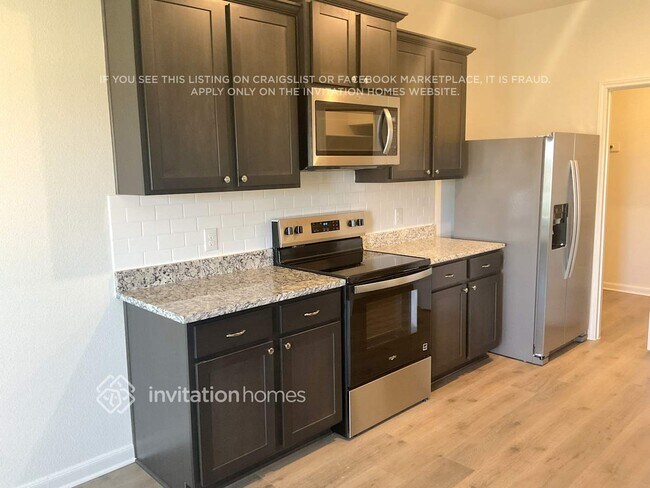 Building Photo - 10032 Pilot Pl