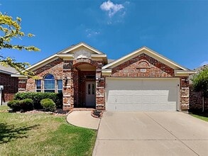Building Photo - 9537 Willow Branch Way