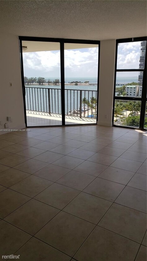 Foto principal - 1 br, 1.5 bath Condo - 1925 Brickell Ave #...