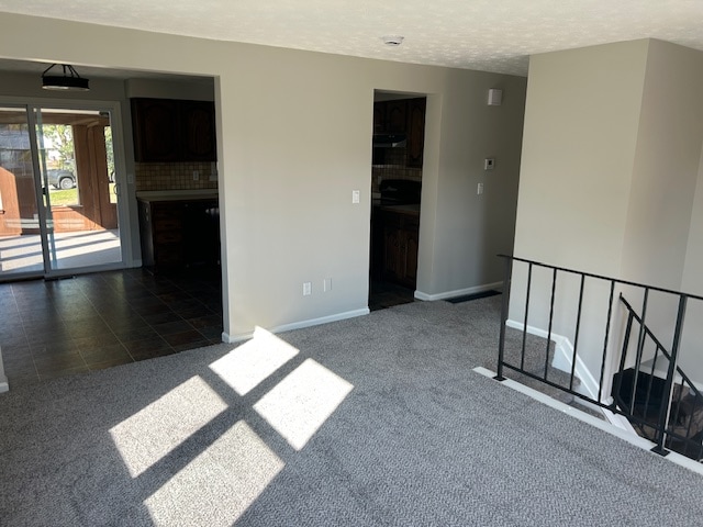 Building Photo - 238 Cassandra Dr
