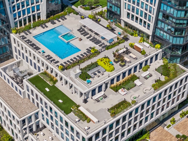 Building Photo - 100 Harbor Blvd