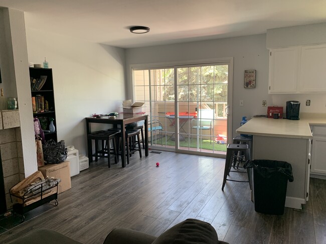 Dining Room - 1818 S Quebec Way
