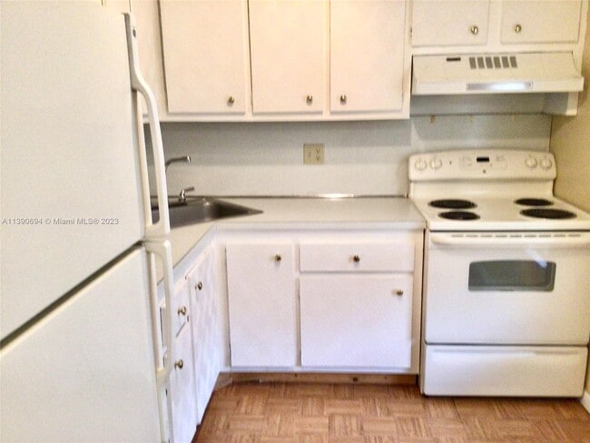 Building Photo - 6350 NW 62nd St