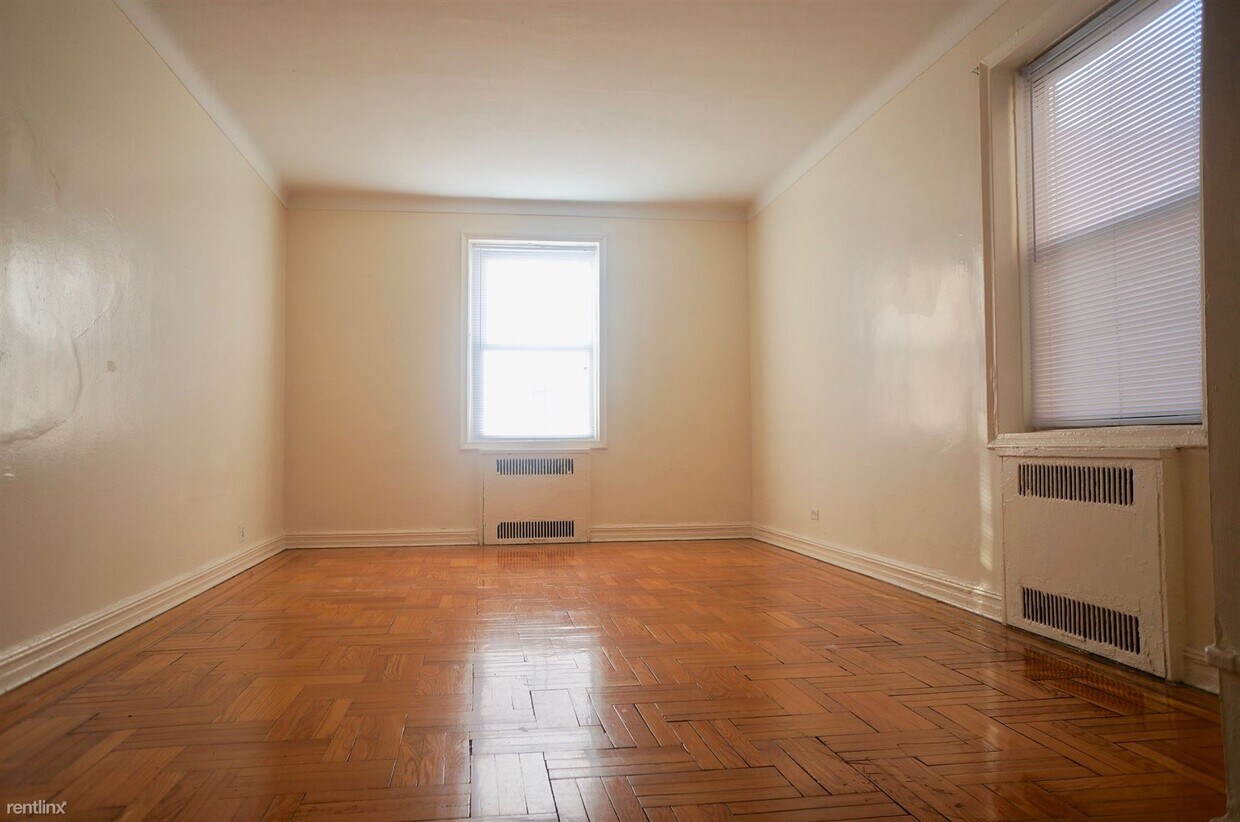 Primary Photo - Studio, 1 bath House - 430 Ocean Pkwy